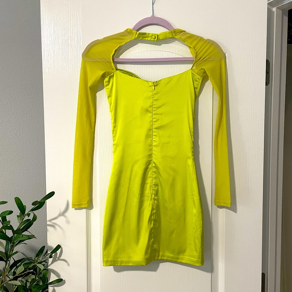 Oh Polly, Size 0, Lime Green, Meshin’ With You Satin Mini Dress - Picture 4 of 6